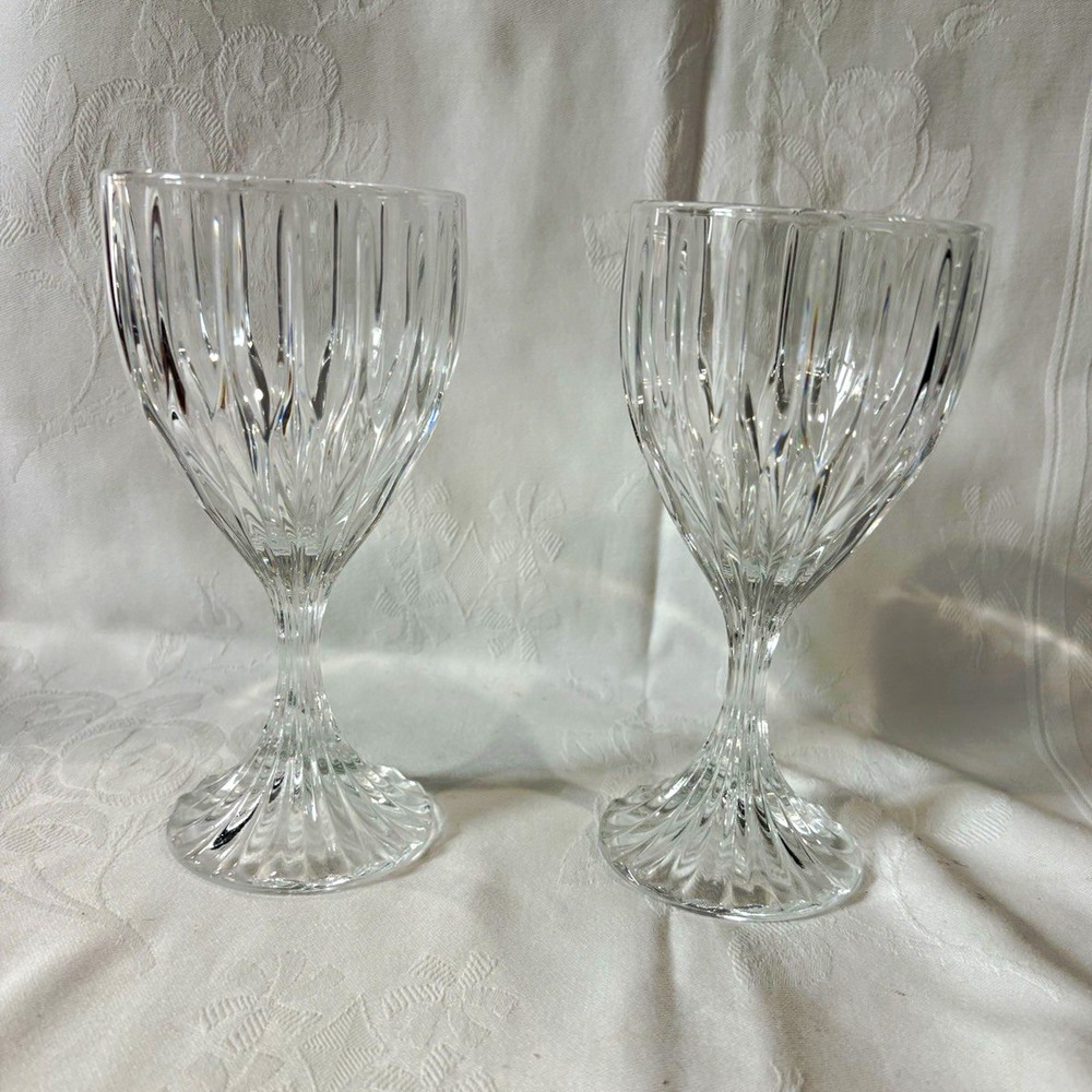 Set of 2 Clear Cut Glass Stemmed Wine Glass Goblets, Two-Piece Set